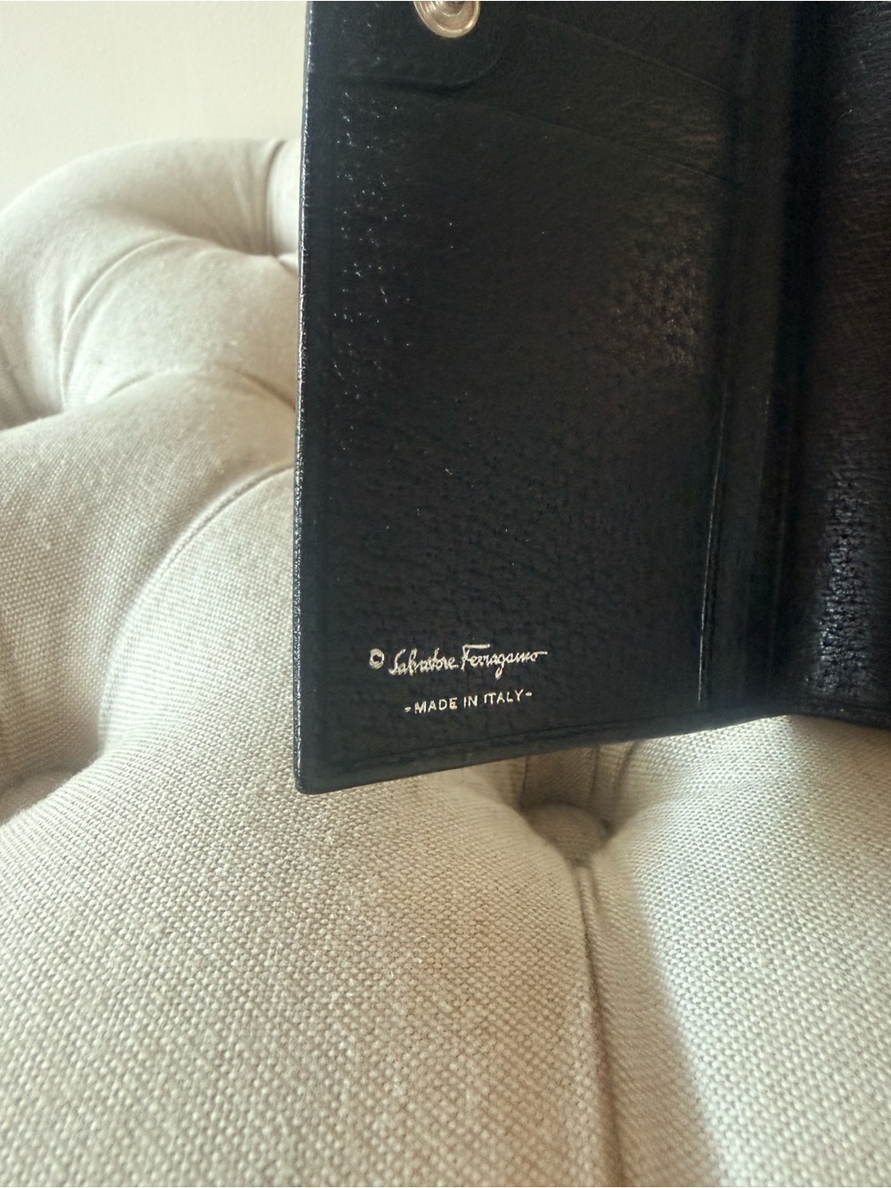Vintage Salvatore Ferragamo Grained Leather Continental Wallet • Nero - Picture 5 of 11